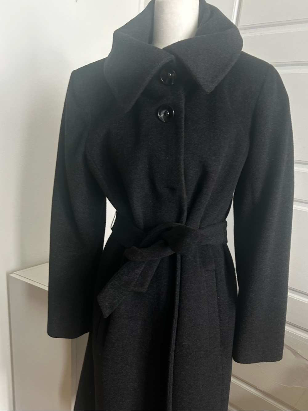 Anne Klein Wool Cashmere Belted Black/Charcoal Coat Size L Excellent Condition